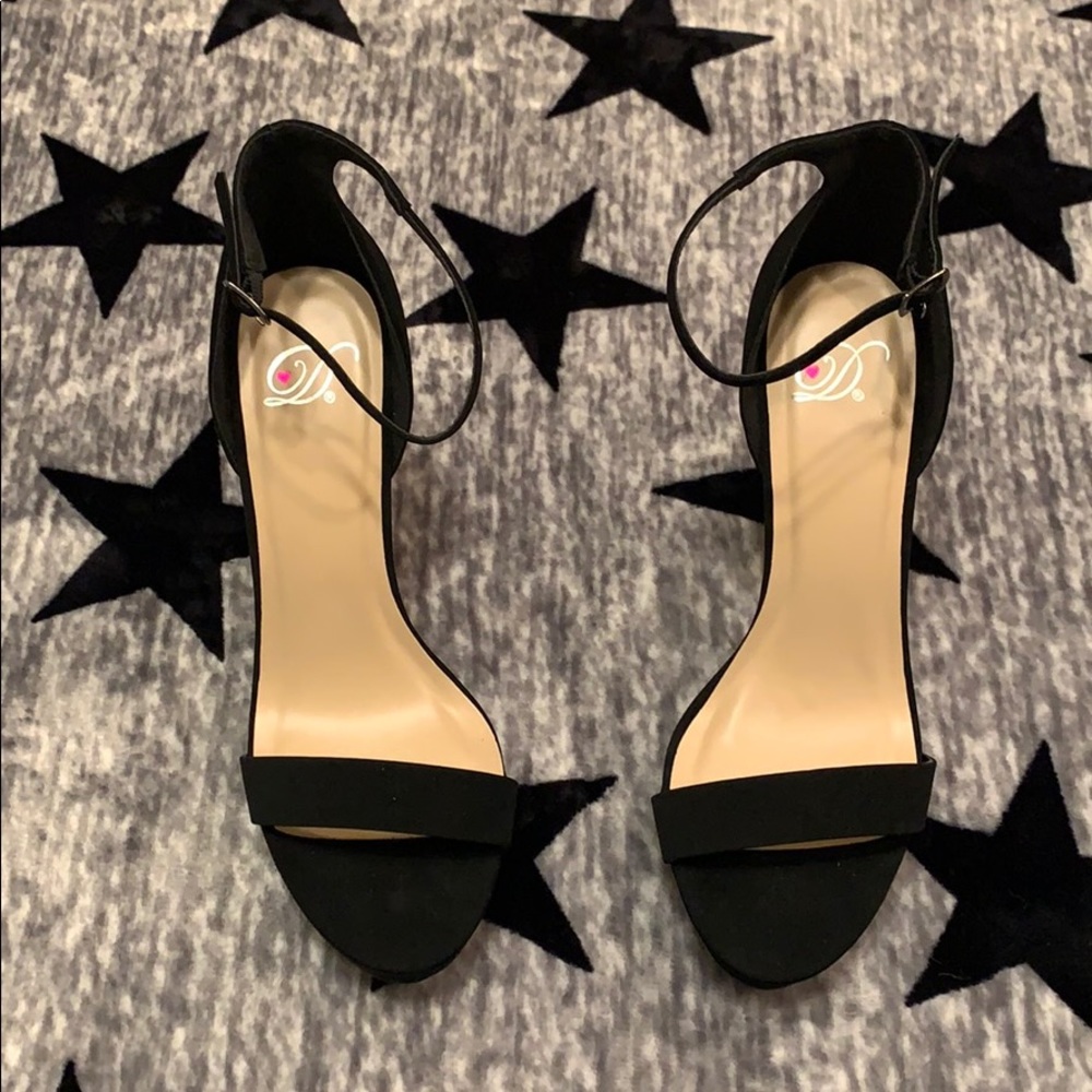 Black velvet high heels